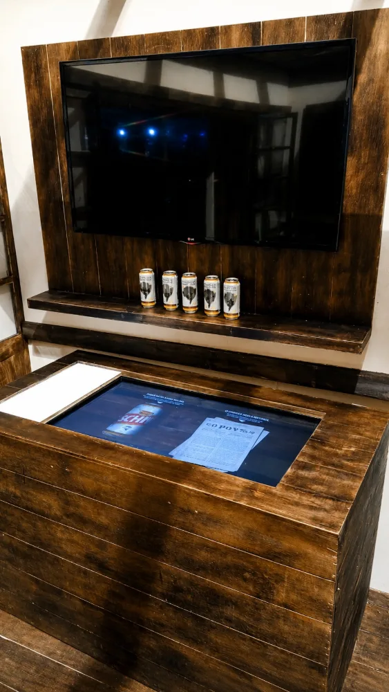 Mesa touchscreen RFID schin